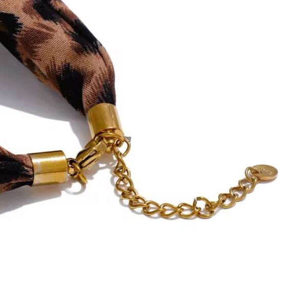 Leopard Print Scarf Necklace with Gold Flower Pendant Bold & Elegant Statemet - Picture 4 of 10